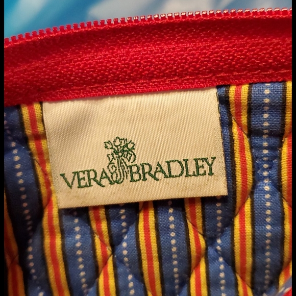 Vera Bradley Handbags - 2 Vera Bradley items